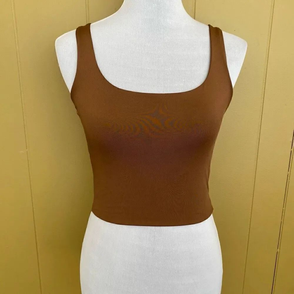Women XS soft & smoothe scoopneck tank crop top brown